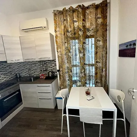 Dr House Apartment