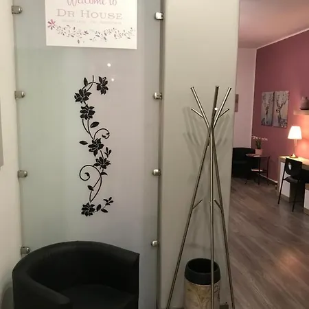 Apartment Dr House